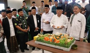 Basuki Hadiri Milad NU