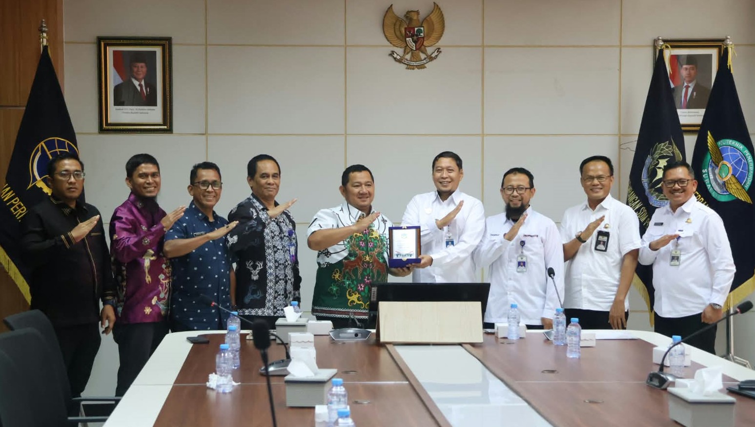 Audiensi Pemkab ke Politeknik Penerbangan Surabaya