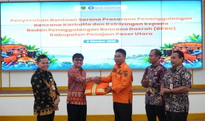 Penyarahan Bantuan BI untuk Karhutla Kaltim